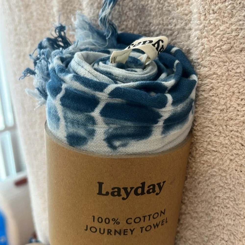 Layday Hand Dyed 100% Cotton Journey Towel, NWT